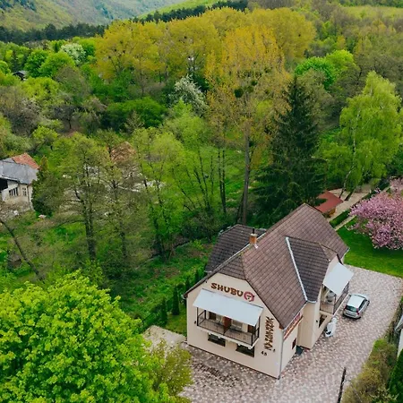 Shubu Zen Vendeghaz *