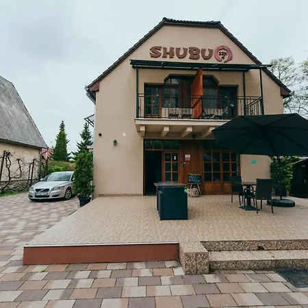 Shubu Zen Vendeghaz *