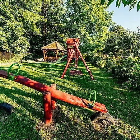 Shubu Zen Vendeghaz Pensjonat *