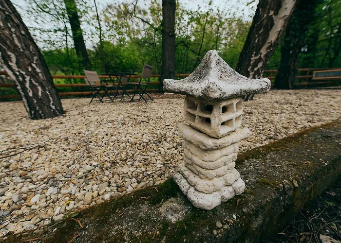 Shubu Zen Vendeghaz Guest house *