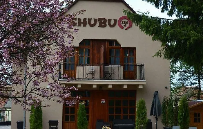 Shubu Zen Vendeghaz